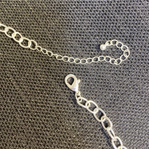 Tri-coloured circle necklace - Picture 3 of 6